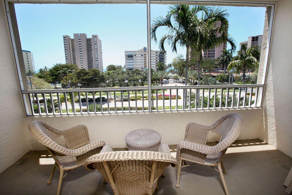 Marco Beach Vacation Suites Caxambas Exterior foto